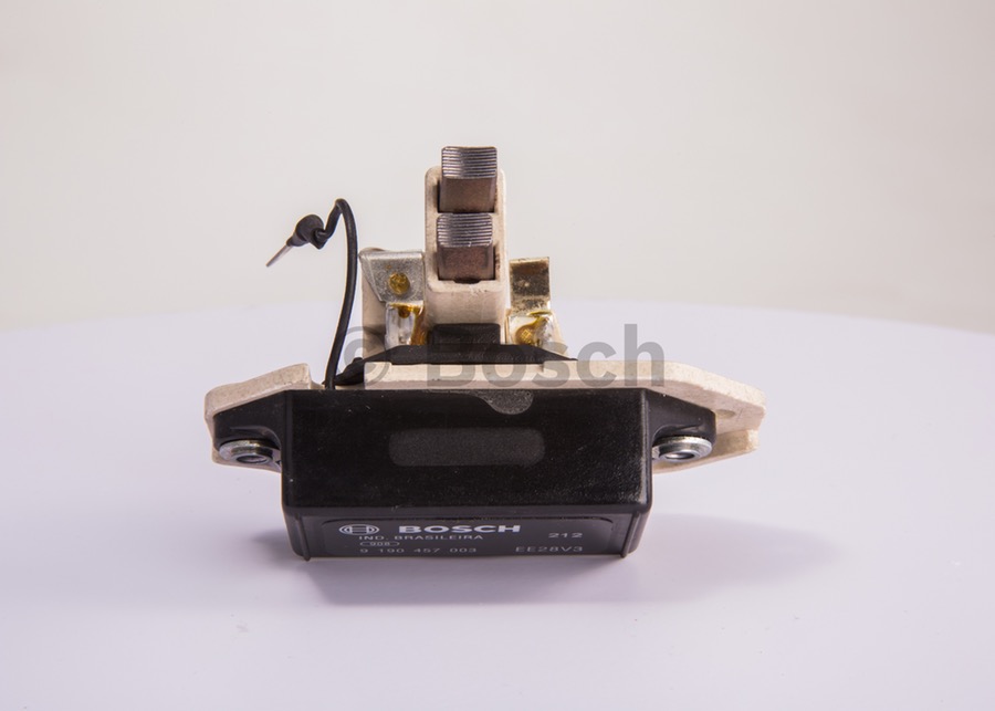 Regulador Alternador  Bosch 105 Amp. 28V - Bosch - 9190457003 - Unitário