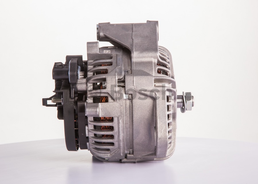 Alternador Ncb1 (R) 28V 35-80A - Bosch - 0124555021 - Unitário