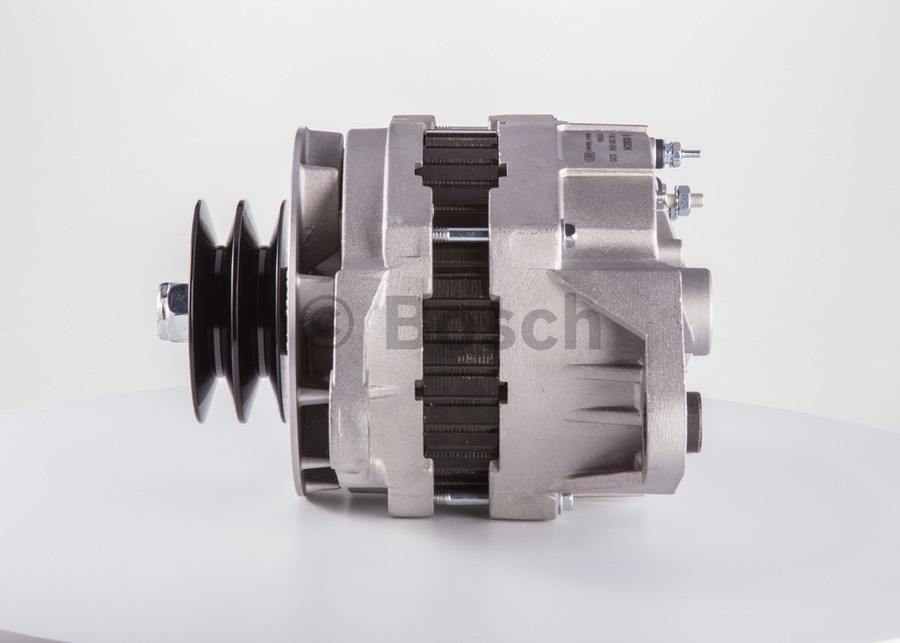 Alternador 14V 150A - Bosch - F042300004 - Unitário