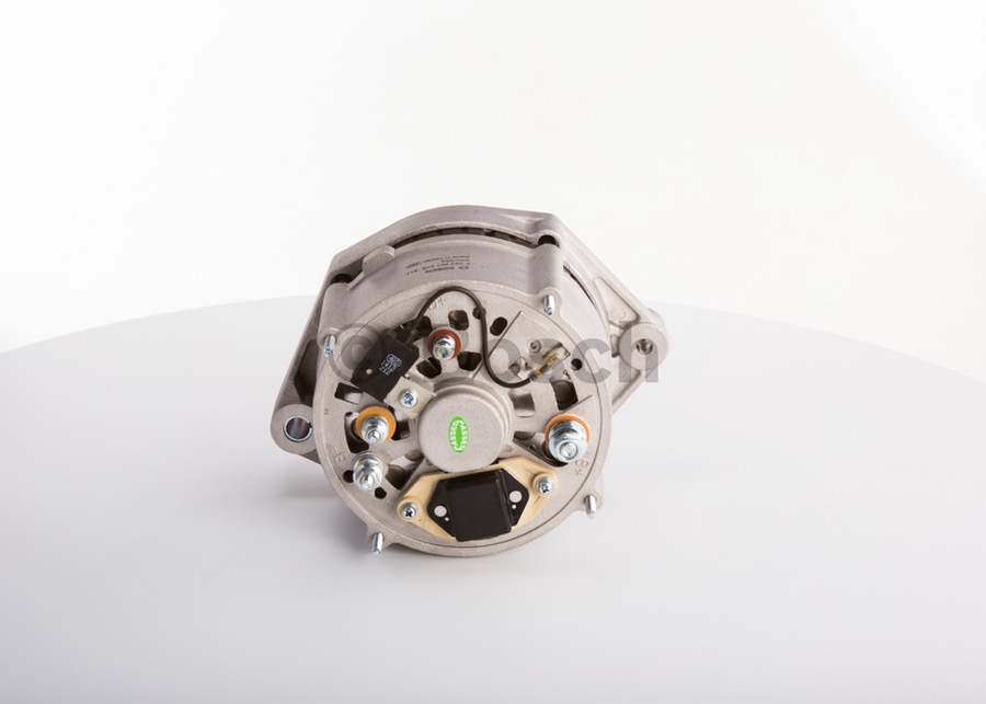 Alternador 24V 55A - Bosch - F042301018 - Unitário