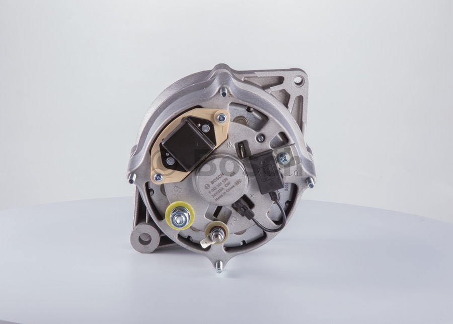 ALTERNADOR 24V 55A - Bosch - F042301136 - Unitário