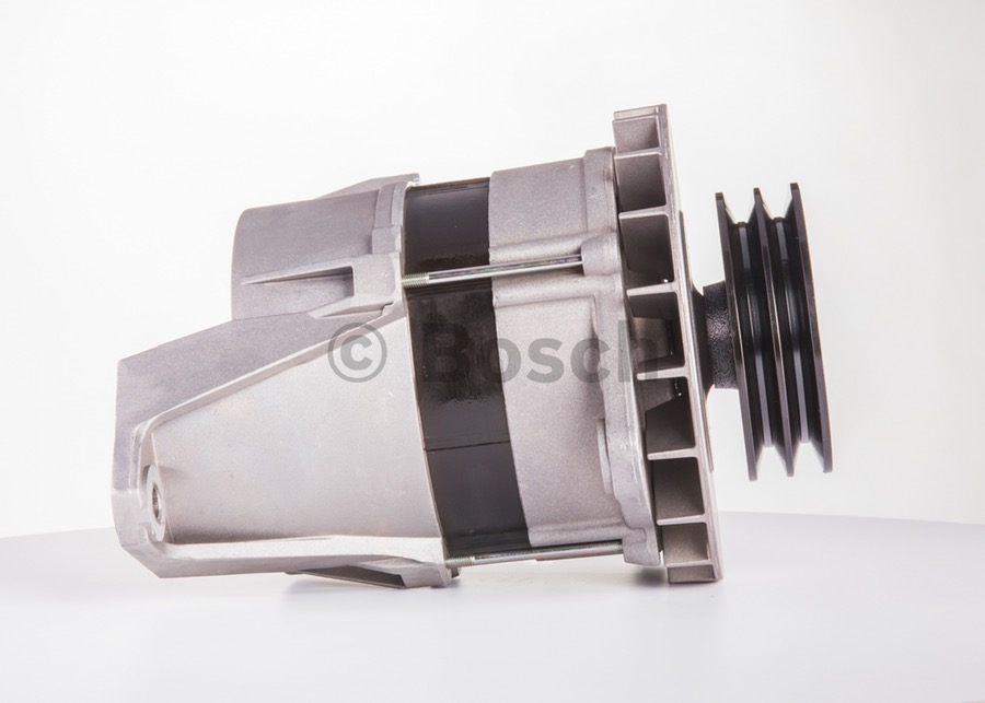ALTERNADOR  T1  28V  140A - Bosch - 9120456044 - Unitário