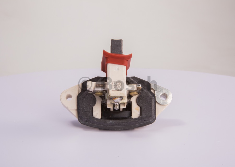 Regulador de Voltagem Eletrônico - Bosch - 6033RD0002 - Unitário