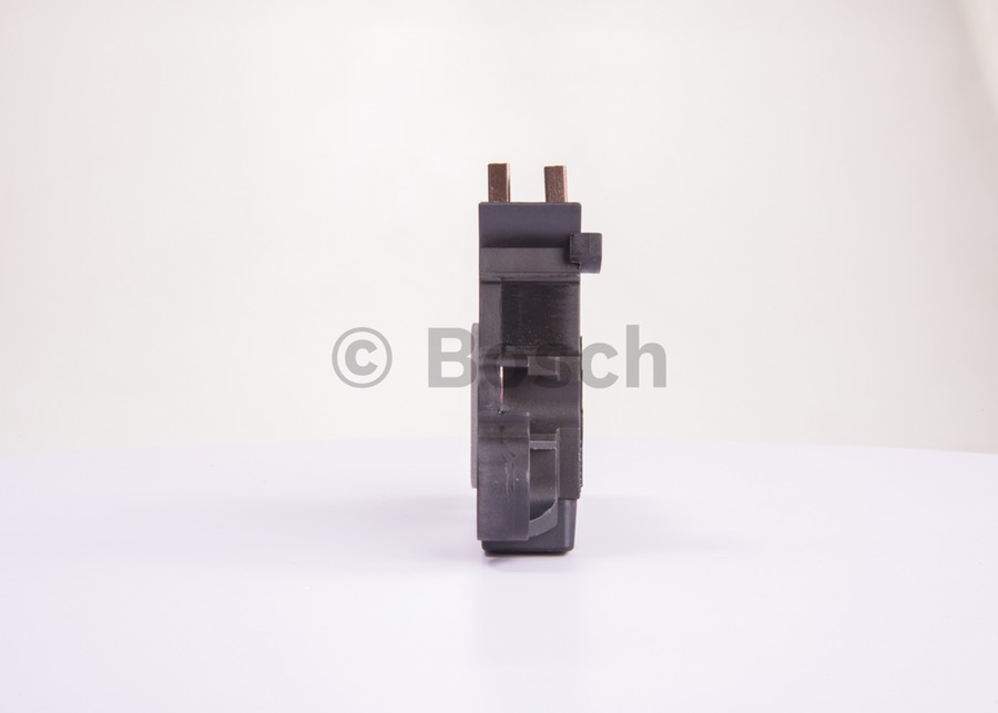 Regulador Eletrônico de Voltagem Linha Leve - Bosch - 0272220734 - Unitário