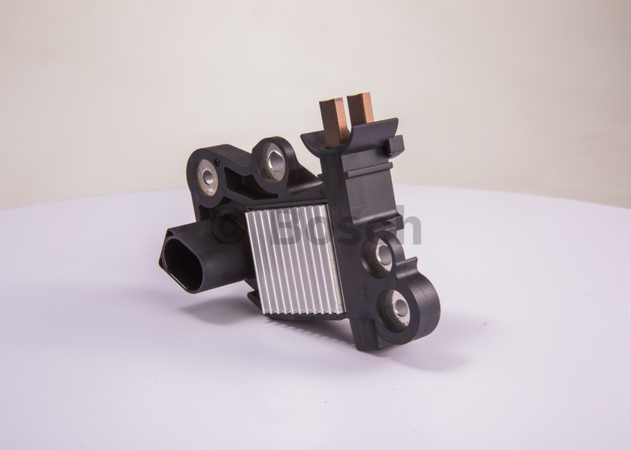 Regulador Voltagem 14V