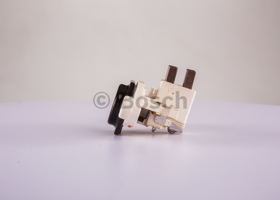 REGULADOR DE VOLTAGEM ELETRÔNICO - Bosch - 1197311090 - Unitário