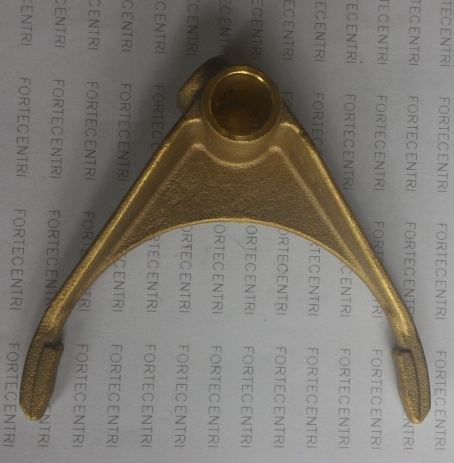 GARFOS DE CÂMBIO FIAT - ( 2.8 - 99 a 02 2.8 Turbo RÉ ) - Forte Centri - FC90308 - Unitário