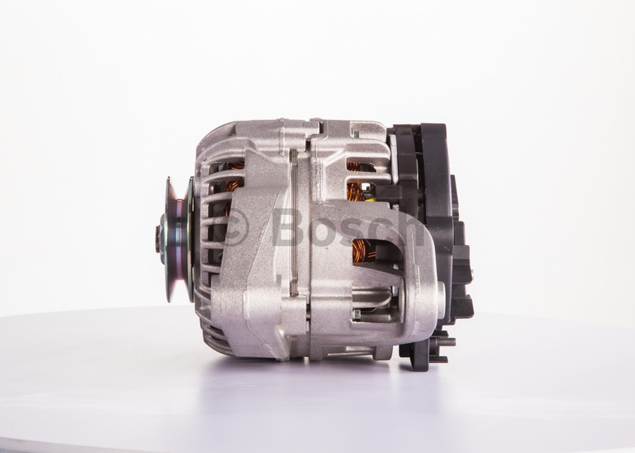 Alternador  Gcb2  14V  70A - Bosch - 0124225036 - Unitário