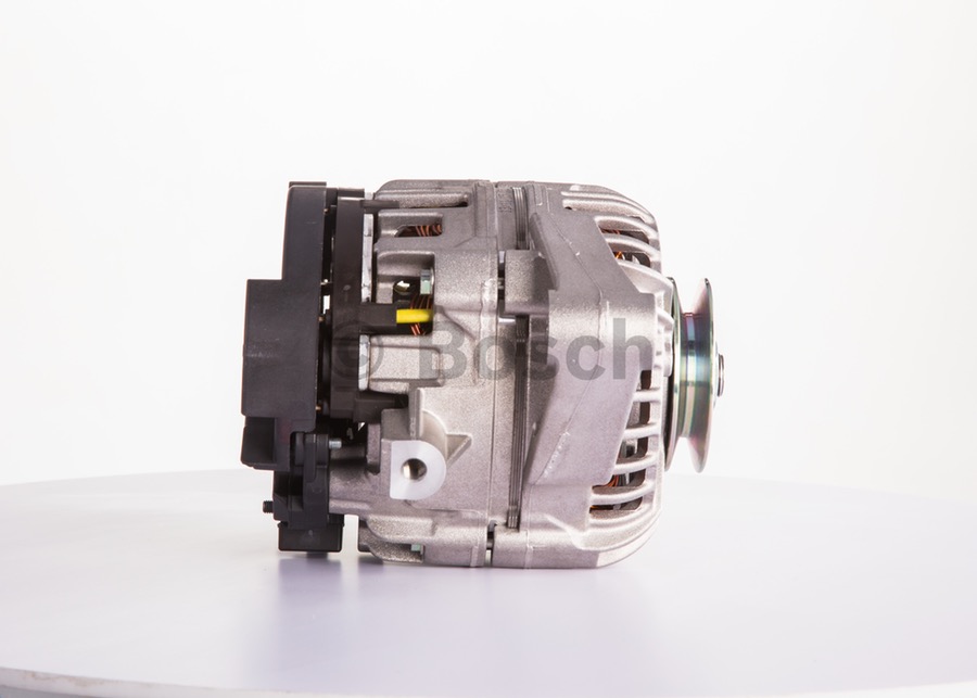 Alternador  Gcb2  14V  70A - Bosch - 0124225036 - Unitário