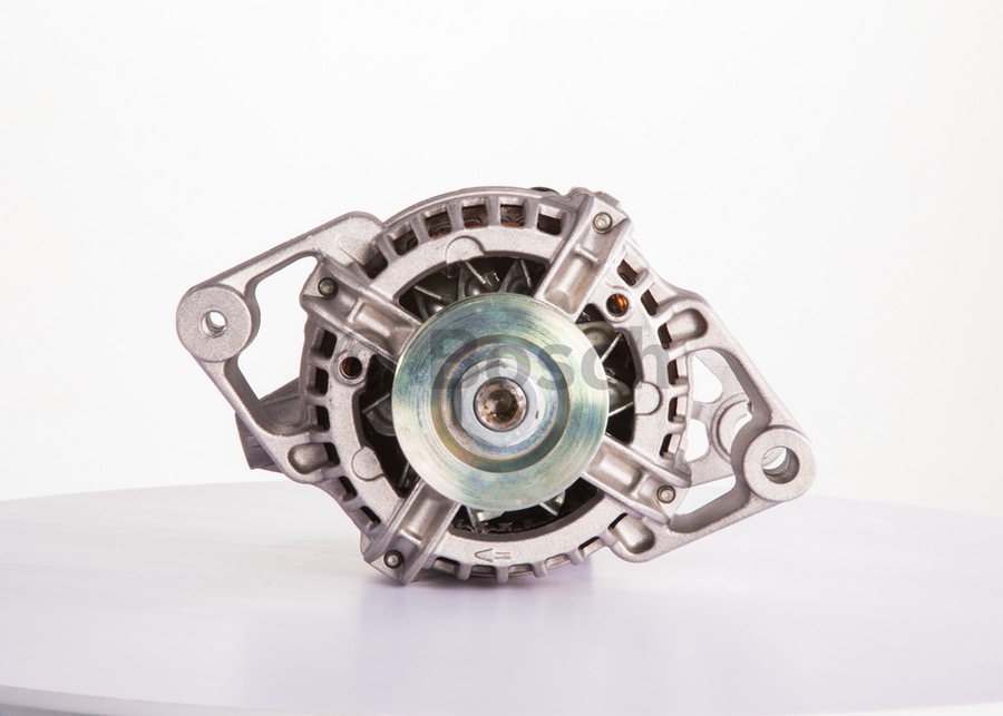 Alternador  Gcb2  14V  70A - Bosch - 0124225036 - Unitário
